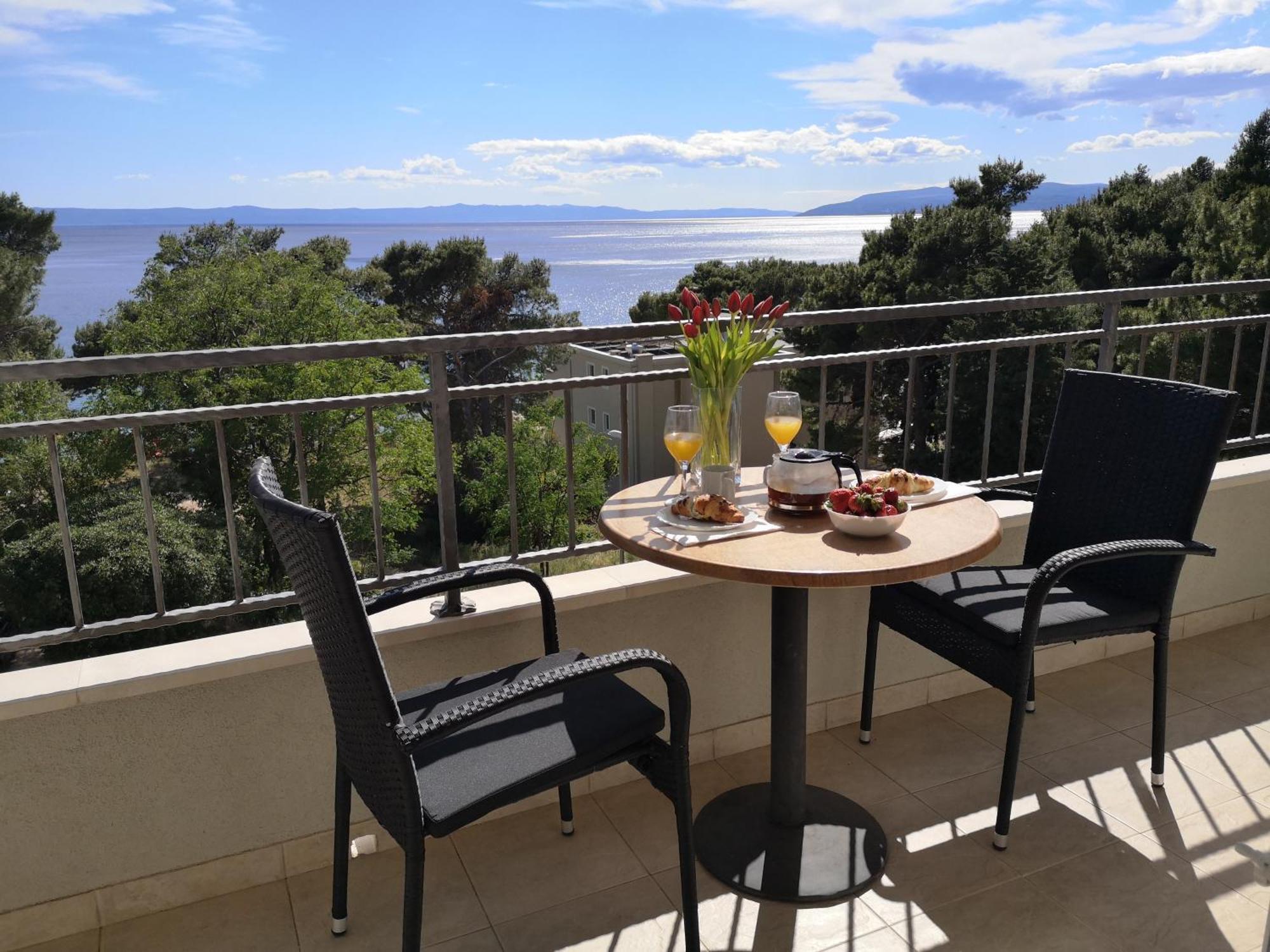 Apartmani Neva Makarska Exterior foto